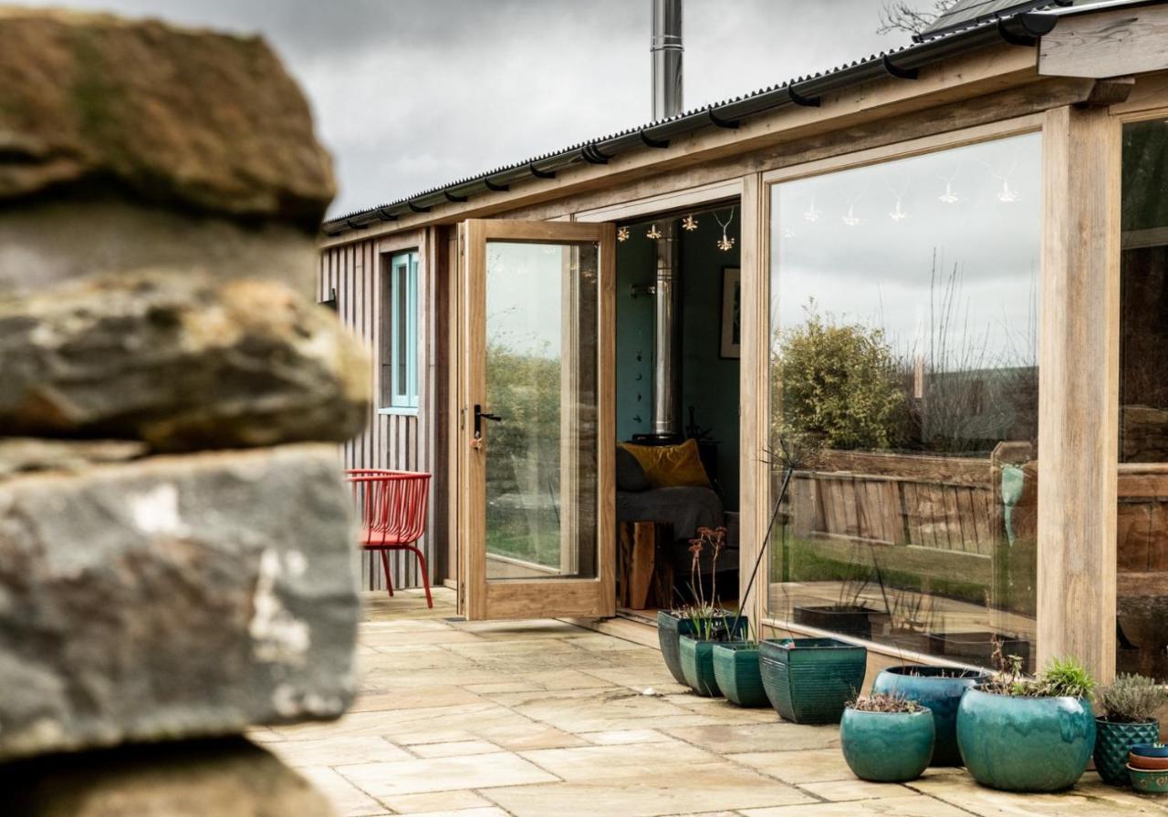 Penrhiw - A Country Cottage With Mountain Views Ньюпорт Экстерьер фото